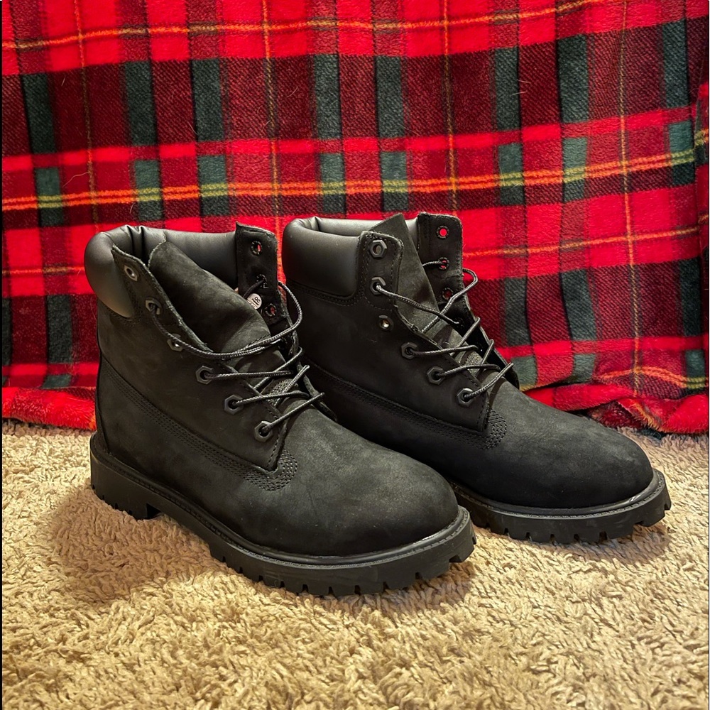 Youth Black Timberlands